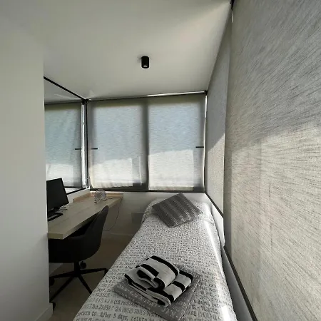 Appartement Modern 3 Bedroom Situated In Luxury Beachfront Gated Community