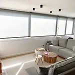 Apartment Modern 3 Bedroom Situated In Luxury Beachfront Gated Community *