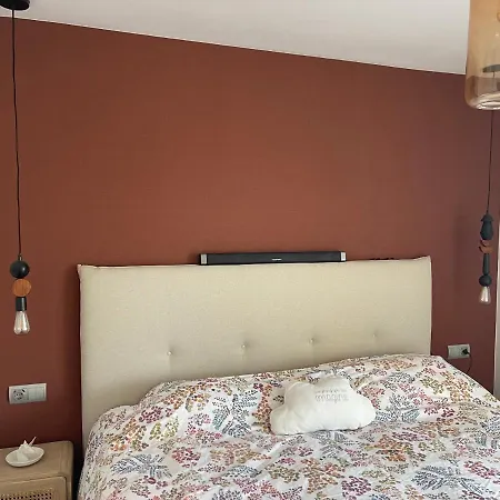 Modern 3 Bedroom Situated In Luxury Beachfront Gated Community Apartamento