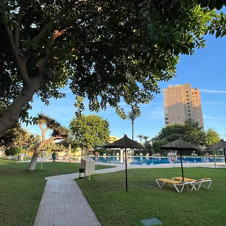 Modern 3 Bedroom Situated In Luxury Beachfront Gated Community Τορρεμολίνος