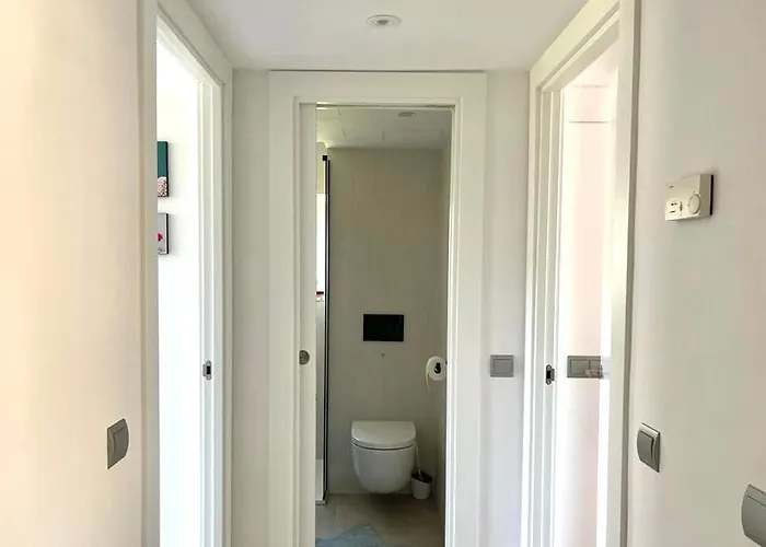 Modern 3 Bedroom Situated In Luxury Beachfront Gated Community Torremolinos