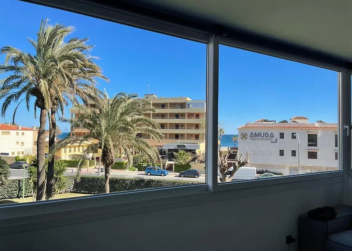 Modern 3 Bedroom Situated In Luxury Beachfront Gated Community Apartamento *