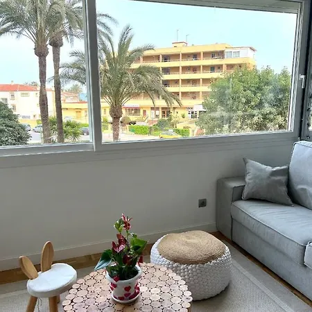 公寓 Modern 3 Bedroom Situated In Luxury Beachfront Gated Community 托雷莫利诺斯
