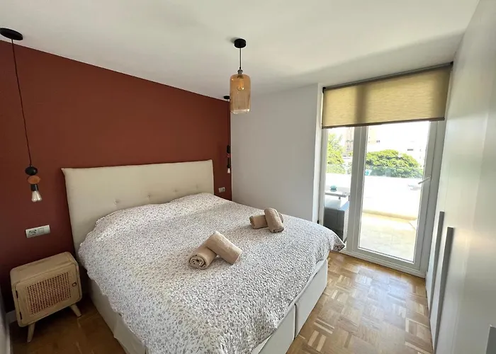 Modern 3 Bedroom Situated In Luxury Beachfront Gated Community Apartment Torremolinos
