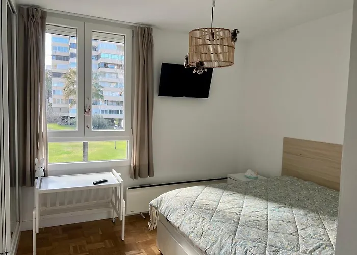 Modern 3 Bedroom Situated In Luxury Beachfront Gated Community *